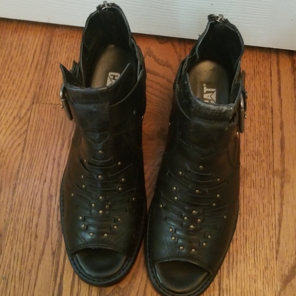 Booties - Picture 6 of 7